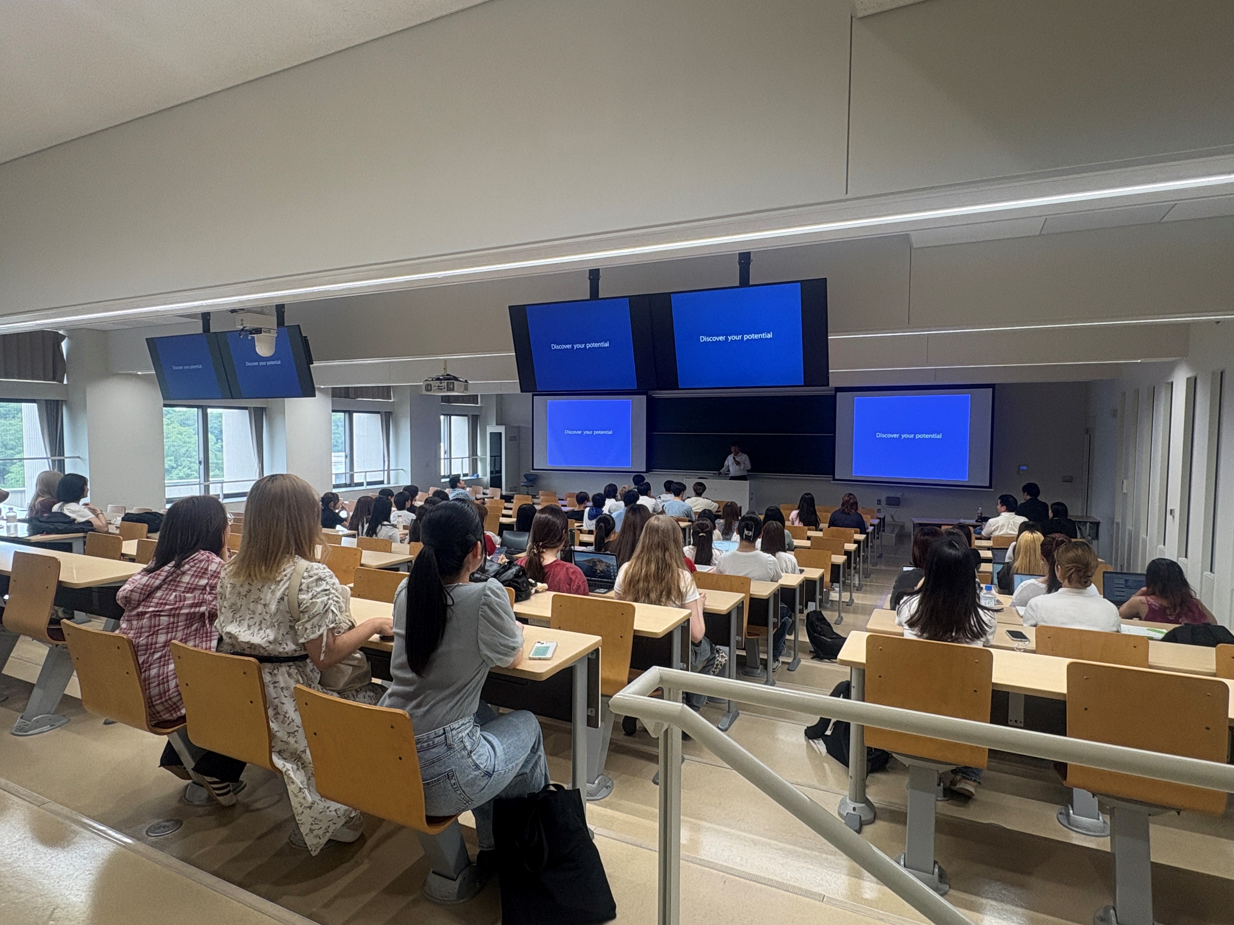 【国際教養学部】秋学期オリエンテーション開催！