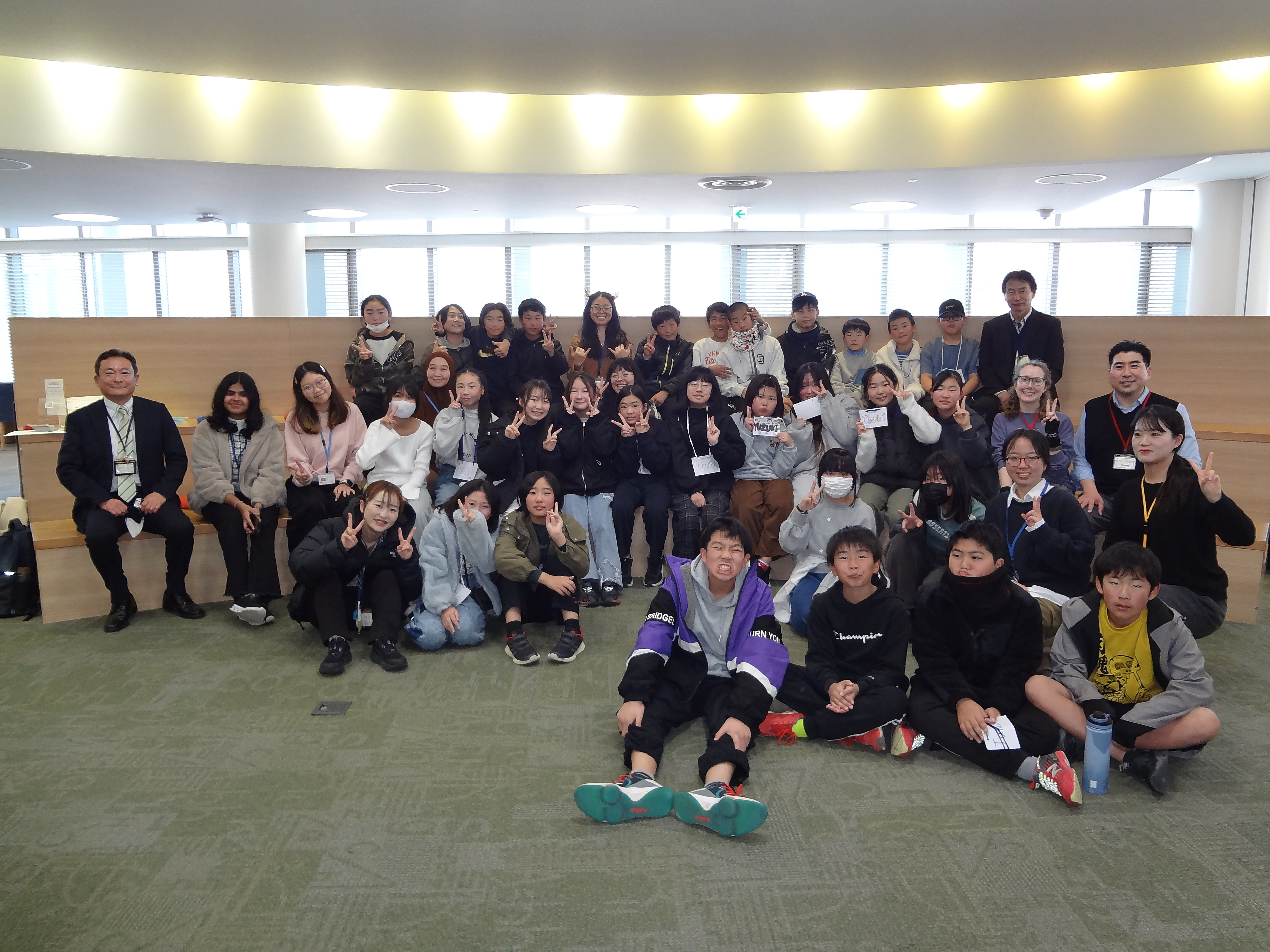 八王子市立加住小学校6年生と創大生が英語教育を通して国際交流を行いました！