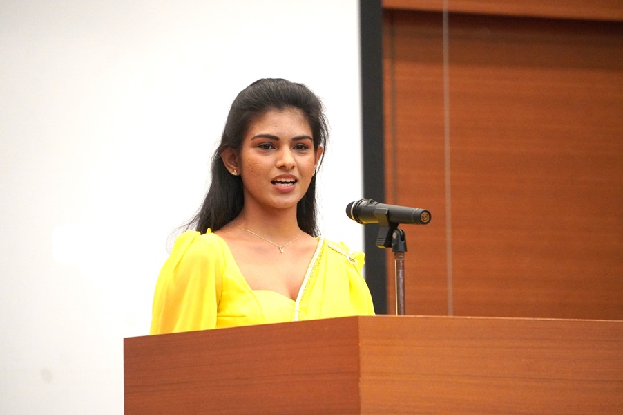 セナラト・パティラナゲ・ディルミ・カウヤ・タッサラニさん